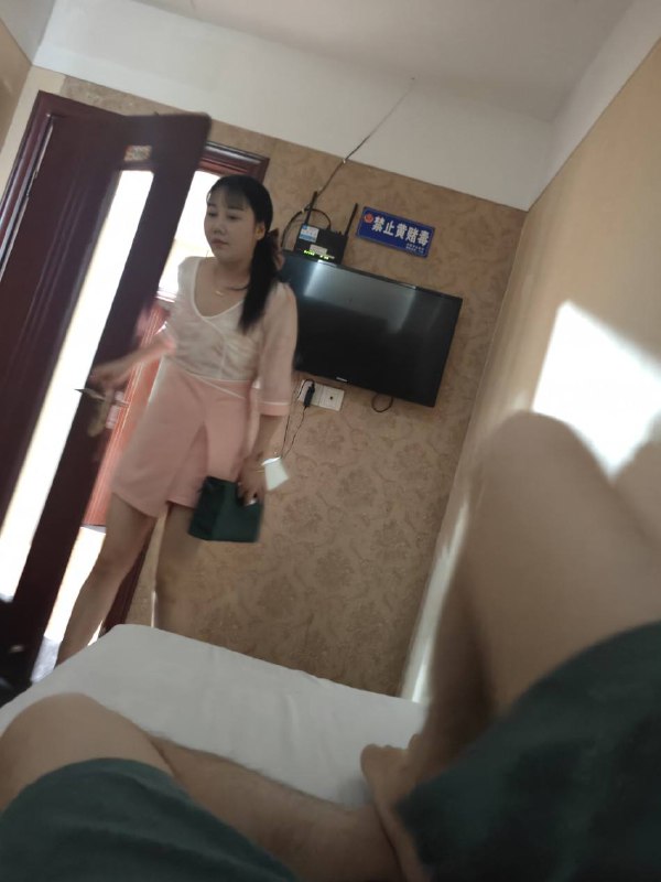 今日精力充沛，适合探店，搜了下